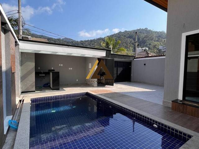 #71 - Casa para Venda em Rio de Janeiro - RJ